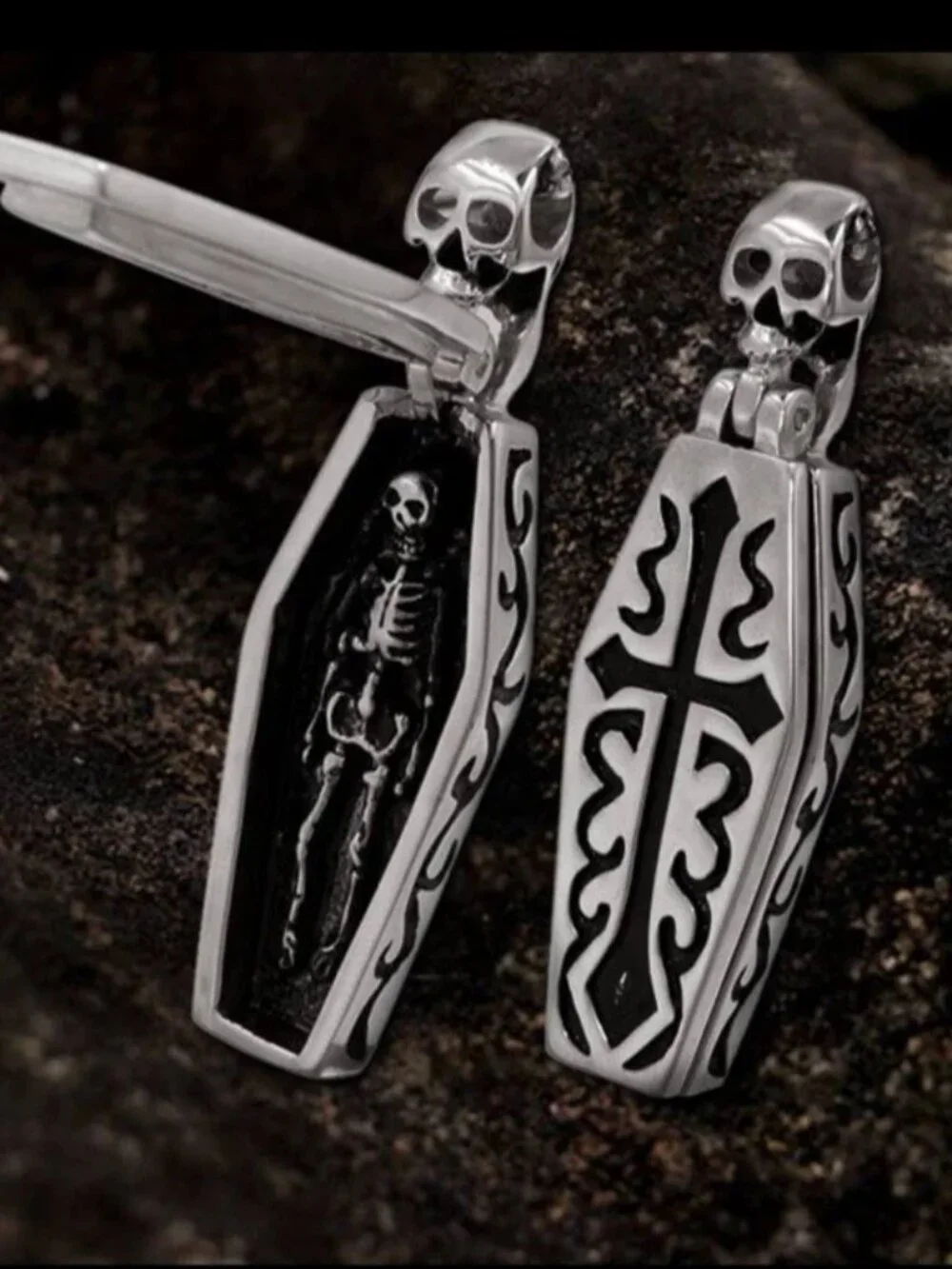 Openable Coffin Stainless Steel Skull Pendant 2.5